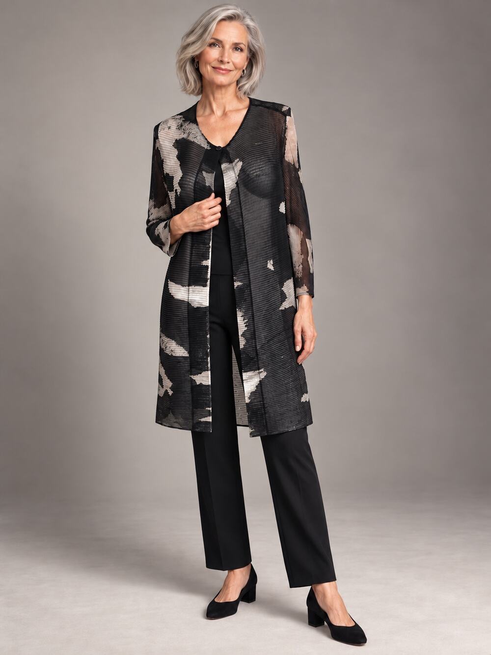 Damee Inc Black White Abstract Print Pleated Sheer Kimono Jacket One Size NWT